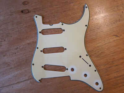 1963 - 1964 Vintage pre-CBS Fender Stratocaster Pickguard greenguard original