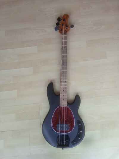 1979 MUSIC MAN STINGRAY BASS MAPLE NECK USA