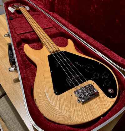 1970??s Shaftesbury Ripper Japan Made Bass  /  Gibson Grabber Type  /  Natural + Case