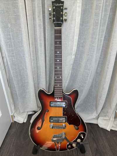 Vintage Silvertone 1968 Model 319-14559 Electric Guitar Sunburst