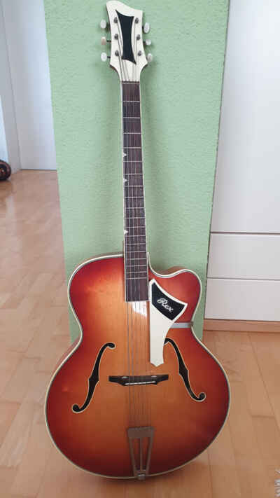 Rex (Graubner) Archtop-Gitarre    ~       1960 hergestellt in Ostdeutschland (DDR)