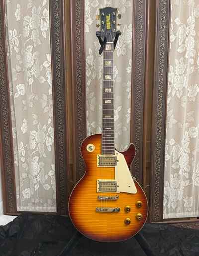 Univox Gimme Les Paul in Tiger Sunburst with Original Hard Shell Case