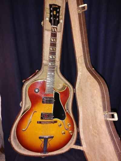 GIBSON ES175D - VERY WELL MAINTAINED - ALL ORIGINAL ICONIC 1965 - GIBSON HC CASE