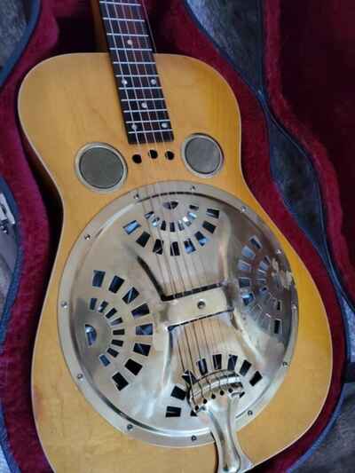 Dobro Model 60S - 1985 with Case