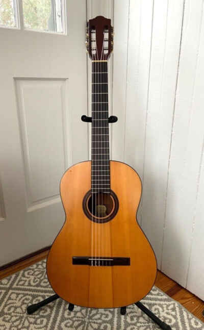 Vintage Guild Mark II Classical Acoustic Guitar 1967 with Case CB 1251