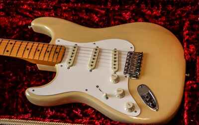 Mint Left- Handed Fender American Vintage II 1957 Stratocaster - Vintage Blonde