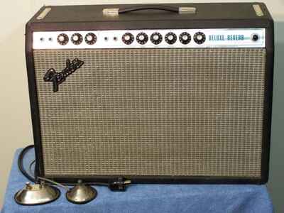 WOW VINTAGE 1979 FENDER DELUXE REVERB 1-12 COMBO AMP GUITAR AMPLIFIER SILVERFACE