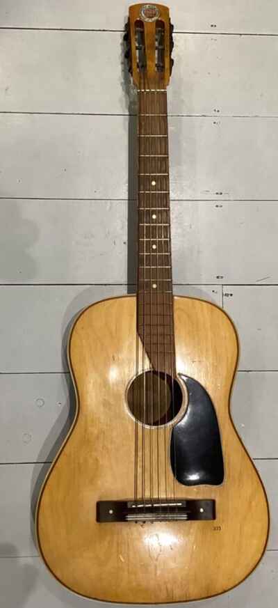 SELMER flat top acoustic guitar  series 333 1960, s