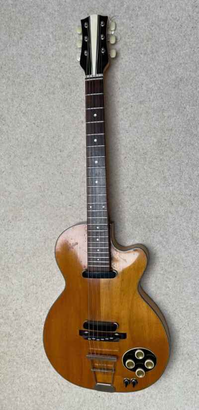 HOFNER 126 ( EARLY CLUB50 ) 1956 . ICONIC HOLLOW BODIED GUITAR SER No 311