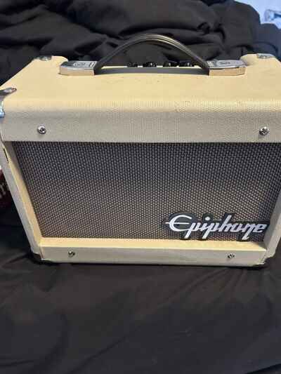 Vintage Epiphone Studio Acoustic 15C Guitar AMP Amplifier with Chorus Effect a-x