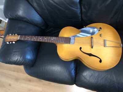 Hofner Musima owned by Mott the hoople bassist Overend Watts 1950