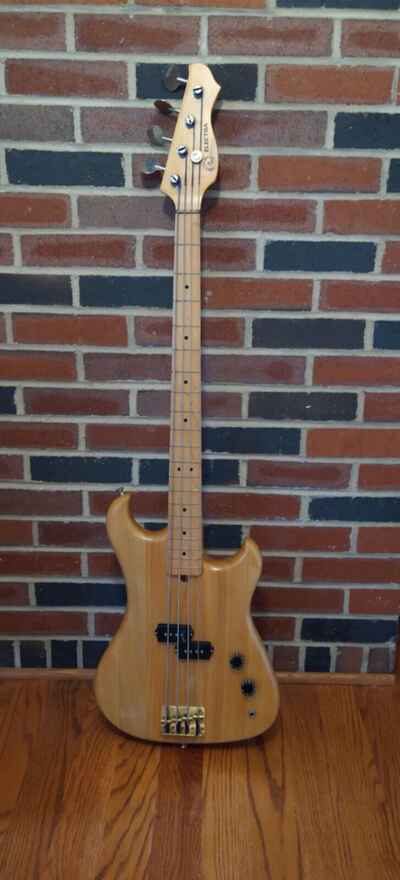 1983-Vintage Electra P Bass 4 string Made in Japan!