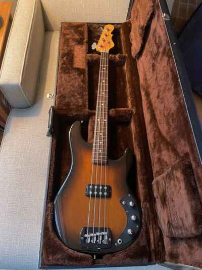 G&L L-1000 BASS 1982-84 Mahogany W / OHSC