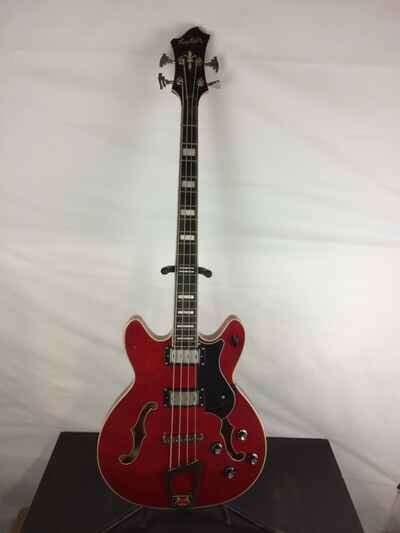 Excellent Hagstrom Viking 4-String Semi-Hollow Short-Scale Bass Guitar, Wild Che