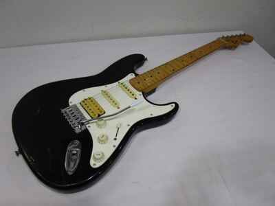 1992 Fender Korean Squier Stratocaster ----------------------------------- Cool!