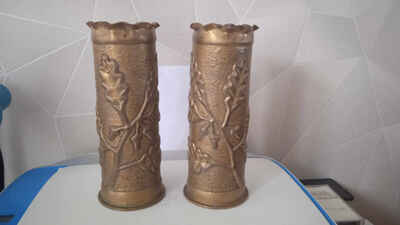 2 x boîtiers coque en laiton vintage original vase Première Guerre mondiale art tranchée avec feuilles de lierre