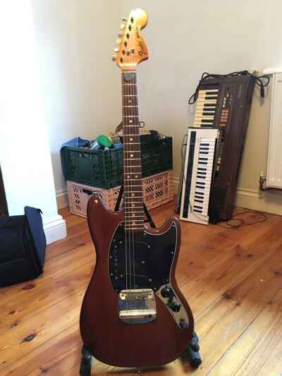 Fender USA Mustang 1975 - Mocha  /  Walnut - Mastery Bridge