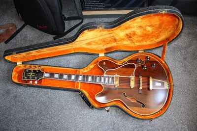 Gibson Crest Gold 1969 Rare Provenance from Rock Royalty. See full description.