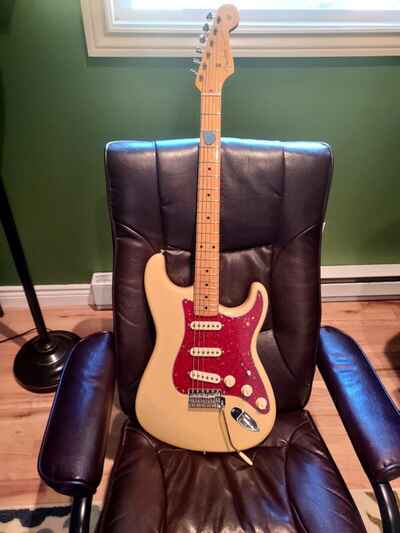 2022 Fender American Vintage II 1957 Stratocaster - Blonde