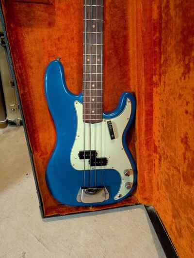 Fender 1965 Precision bass- Refin- Lake Placid Blue