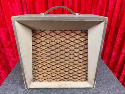 1958 Airline Model 3731 Vintage Tube Guitar Amplifier Valco Danelectro