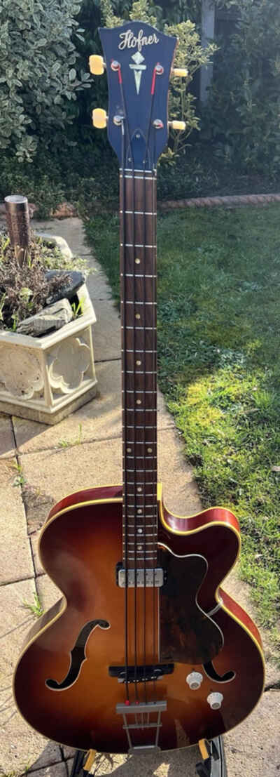 Vintage 1960s Hofner Senator Bass  Sunburst