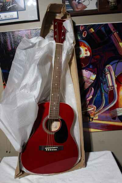 Gorgeous Vintage Ventura VWD4NAT Acoustic Guitar Mint Red