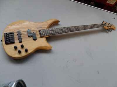 Gibson E Bass 5 Saiten natürliche E-Bassgitarre Echtholzoptik Epiphone EBM-5CST