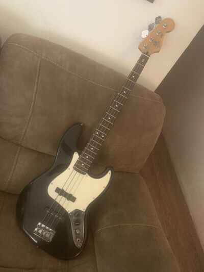 1962 Fender Jazz Bass Black / Reverb. In Excellent Condition.