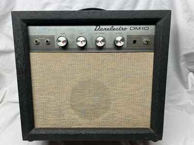 Vintage 1960??s Danelectro DM-10 Tube Guitar Amp (working, all original)