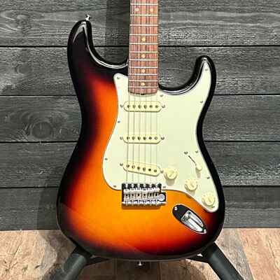 Fender American Vintage II 1961 Stratocaster USA Electric Guitar - Sunburst