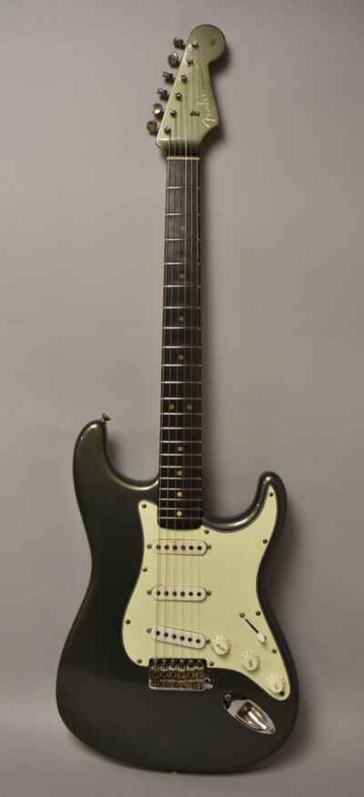 1964 Fender Stratocaster Charcoal Frost Metallic Refin Pre-CBS w / HSC