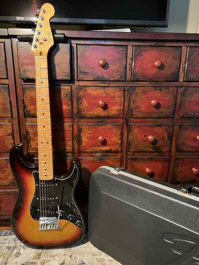 Fender American Standard Stratocaster 1983- 3 Tone Sunburst