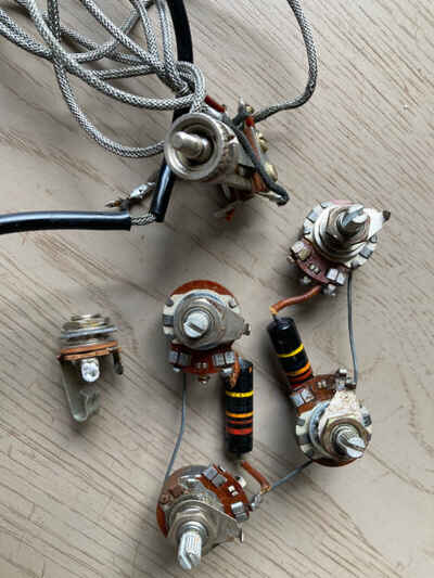 "REAL"  1959 GIBSON SUNBURST LES PAUL  WIRING HARNESS POTS & BUMBLEBEES  NICE!!!