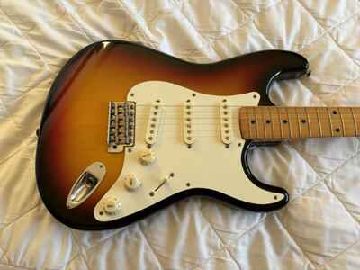 Tokai ?? Goldstar Sound Japan TST-50 1984 - 3 Tone Sunburst Stratocaster Strat