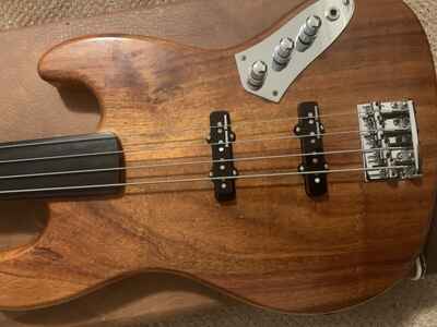 Phillip Kubicki 1984 Koa Very Rare Fretless Bass . One Of A Kind.