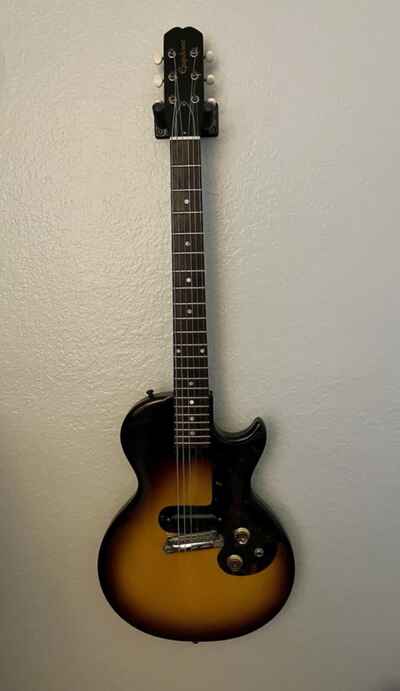 1960 Epiphone Olympic Guitar Sunburst *Needs Repair