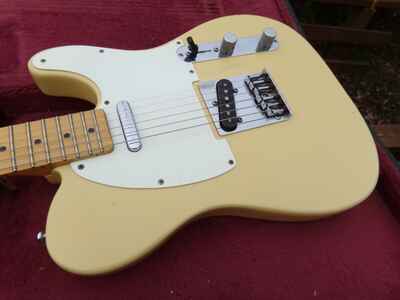 1983 FENDER TELECASTER, ORIGINAL BLONDE FINISH, VERY GOOD, FULLY ORIGINAL COND.