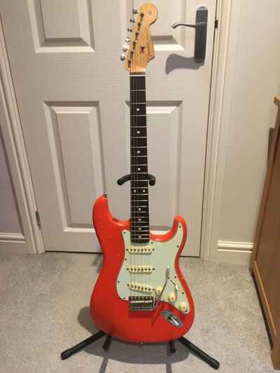 Fender road worn 60s stratocaster 60s Selmer Case Fiesta Red Refin Hot 60s Pups