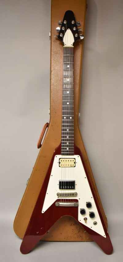 1981 Aria Pro FV-650 Flying V Cherry Red MIJ w / OHSC Like Van Halen