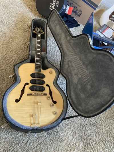 Beautiful Epiphone Zephyr Regent Deluxe Natural Flame 3 P90 PUs Original Case.