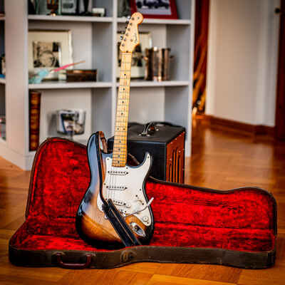 Fender Stratocaster THE FIRST 100 1954 - Sunburst