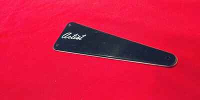 VINTAGE 1982 USA GIBSON VICTORY ARTIST  GUITAR /  Bass TRUSS COVER 1983 1984