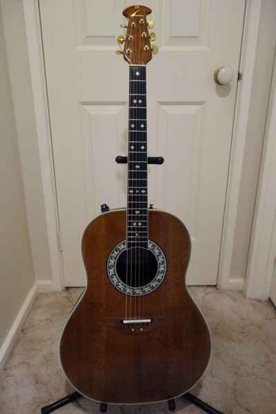 Ovation Legend 1651 Acoustic-Electro Guitar  with Original Case Vintage 1982