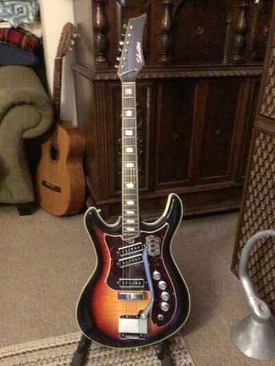 SILVERTONE MOSRITE COPY 1445 guitar