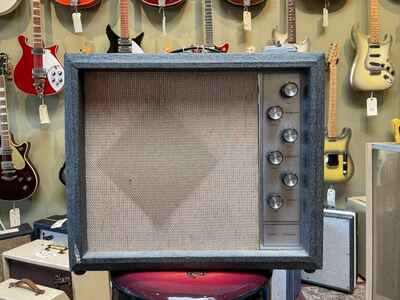 1965 Silvertone Model 1482 1x12" Vintage Guitar Combo Amp w / FTSW