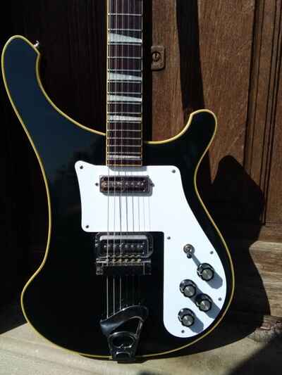 Greco RG550 - Forme Rickenbacker