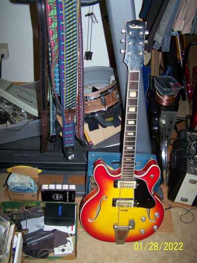 1970s Ventura 335 Style Hollow Body Electric Guitar Matsumoku