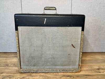 1950s Gibson Maestro GA-45T Tremolo Tube Amp 4x8" Speakers - GA-40