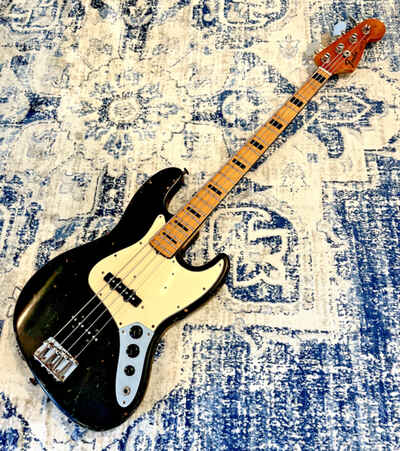 1973 Fender Jazz Bass - Vintage J-Bass 